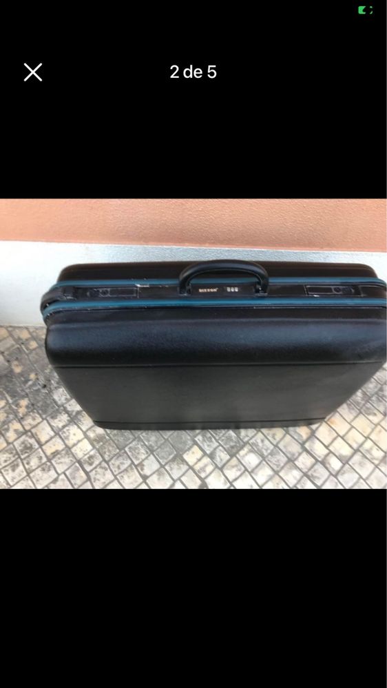 Mala de viagem rigida em bom estado