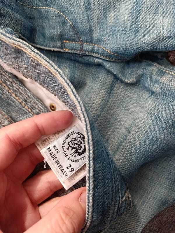 Damskie włoskie jeansy dzwony diesel rozmiar 29
