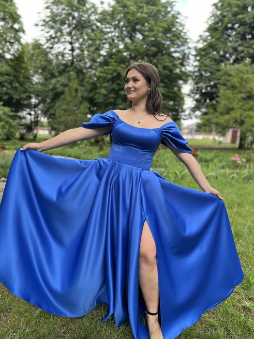 Випускні/вечірні сукні