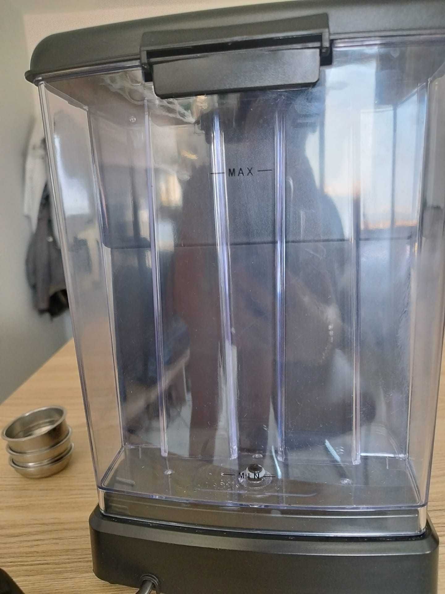 máquina de café de Pó Blaupunkt CMP601 + moinho de café grão Bosch