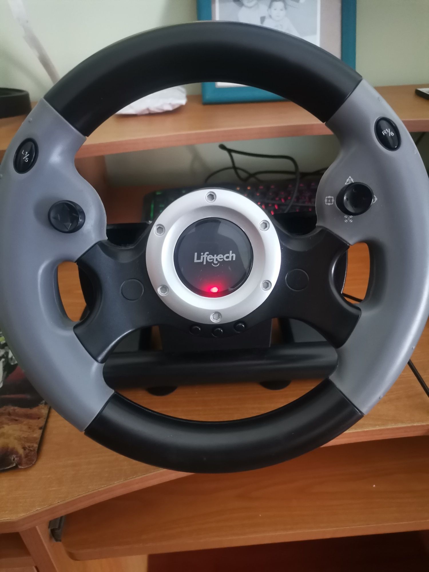 Volante para PC e Playstation