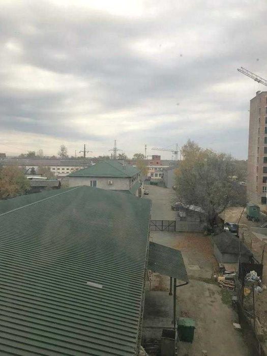 Здана/на документах/Однокімнатна в новобудові поруч парку Шевченка