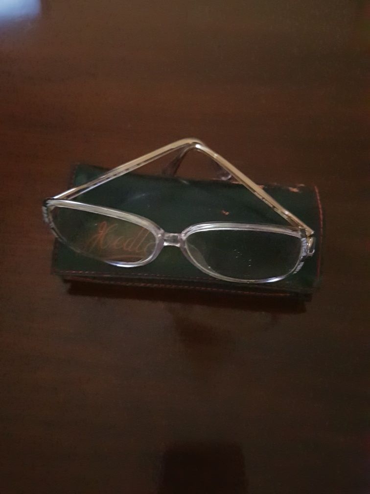 Óculos para lentes graduadas da marca Silhouetta