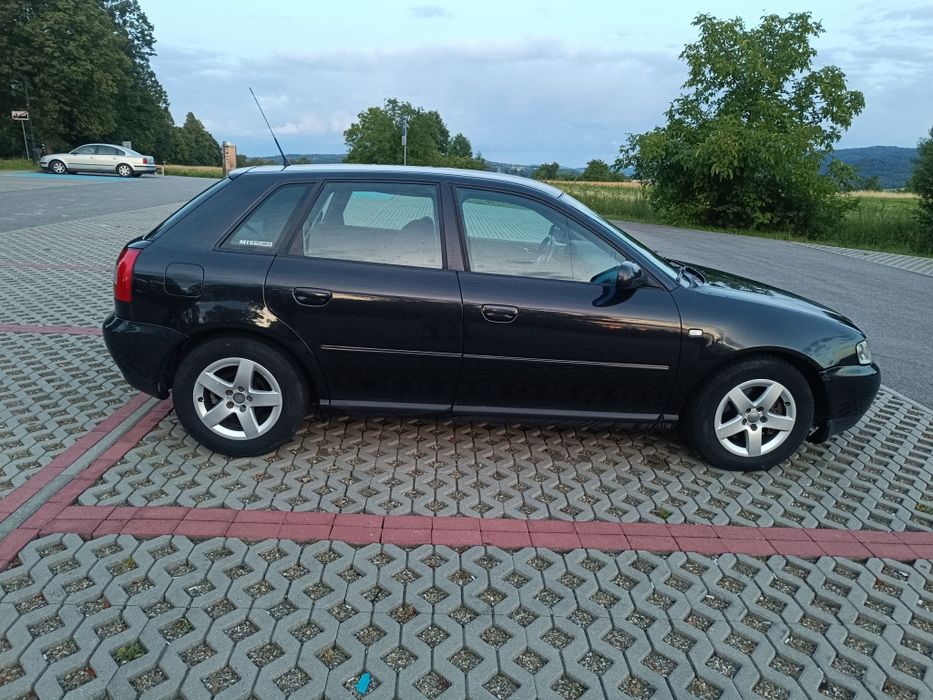 Audi A3 1.8T LPG 5drzwi lift kubełki