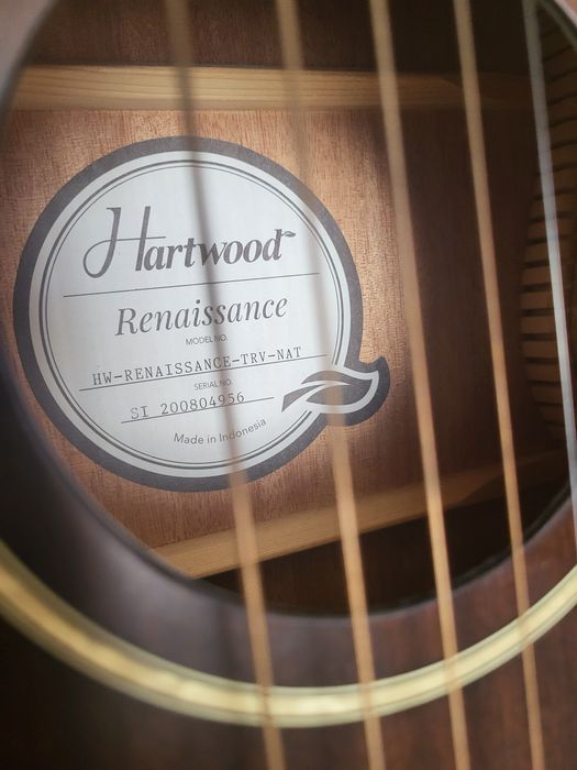Guitarra acustica Hartwood