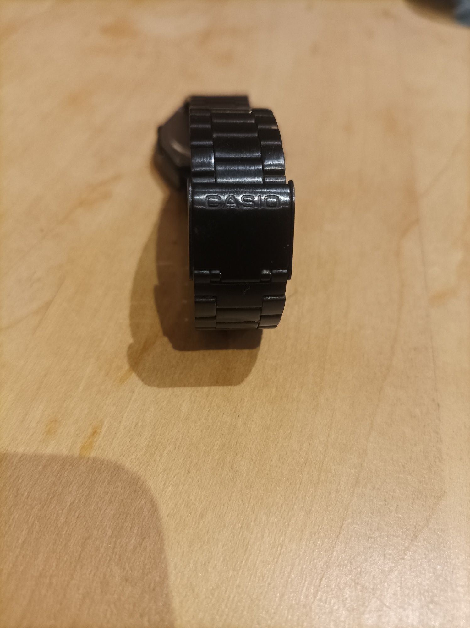 Zegarek casio iluminator czarny