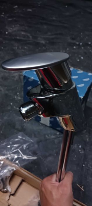 Conjunto de torneiras para WC