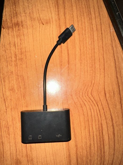Leitor cartoes SD / Micro SD / USB-C para USB-A