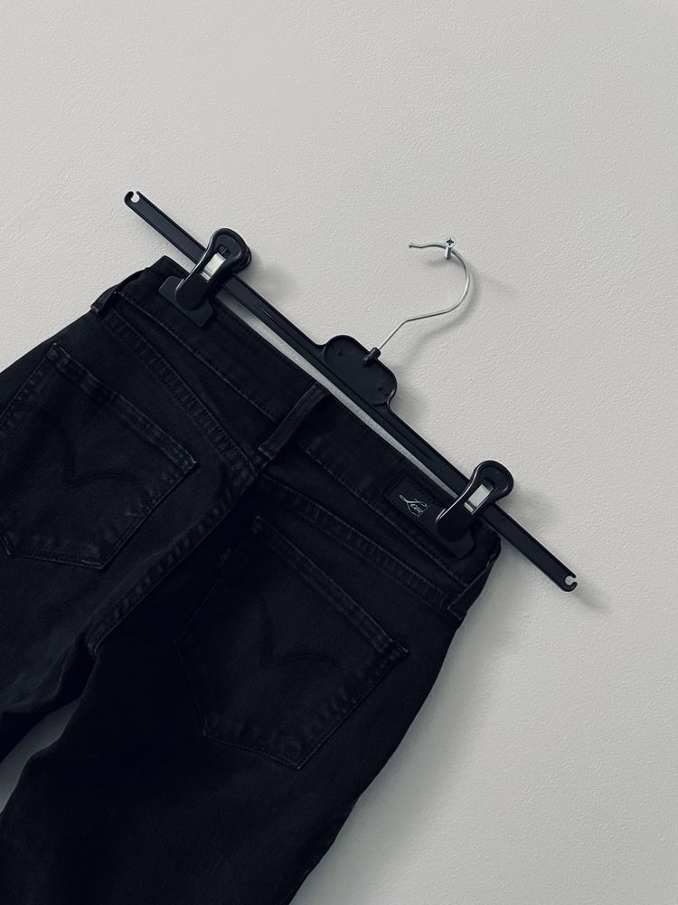 Jeansowe spodnie skinny Levi’s Bold Curve