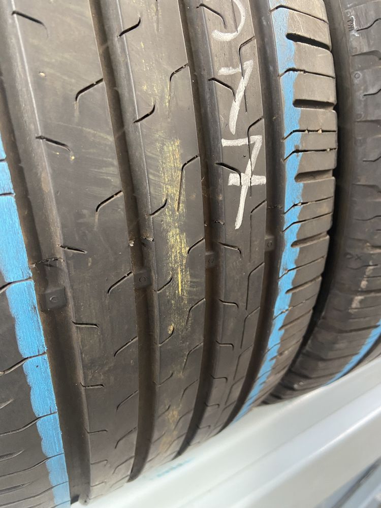 Pneus 225 / 45 R 17 Continental