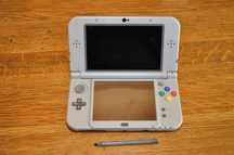 New Nintento 3DS XL SNES Edition wraz z zestawem 5 gier