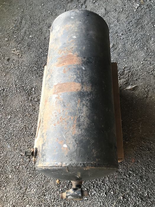 Продаю ресівер воздуха.