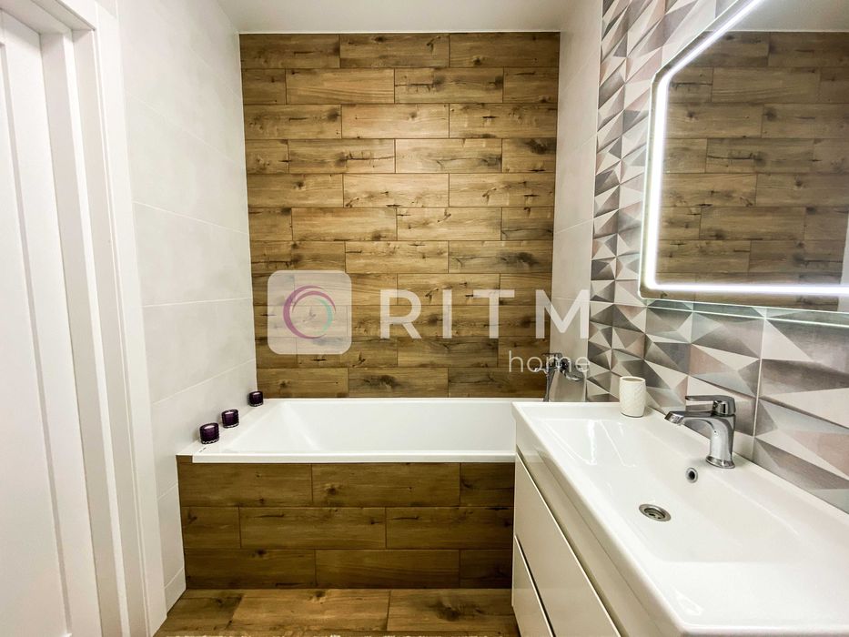 Продається простора 1-кімнатна квартира площею 52 м² на вул. Об’їзній