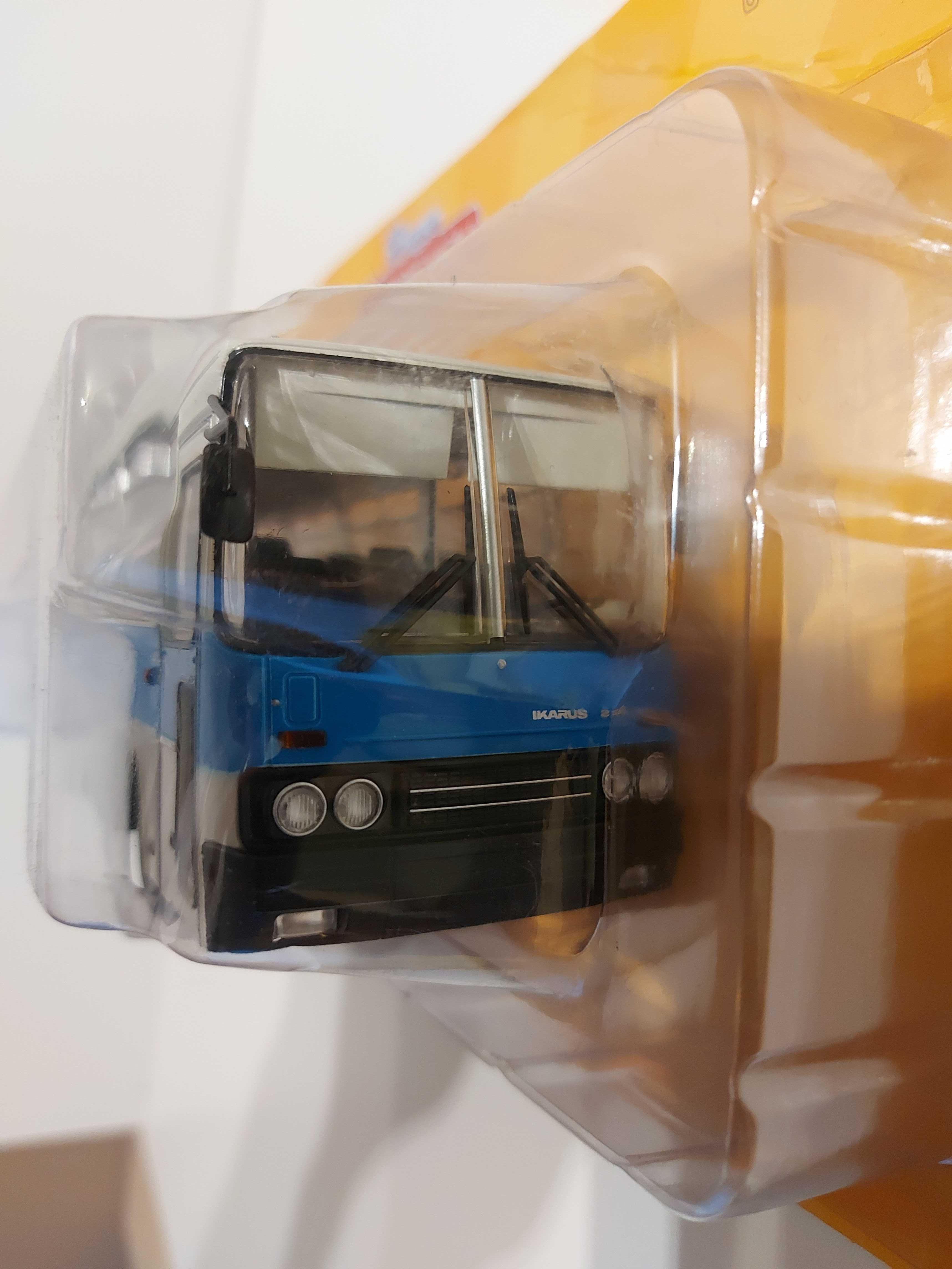 Autobus Ikarus 256 Modimio 1:43