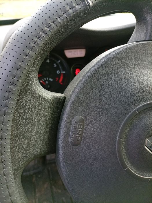 Авто Меган 2 з Німеччини