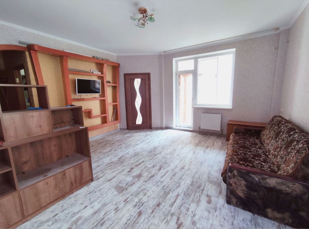 1 комнатная квартира на Бочарова/Сахарова