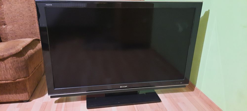 Telewizor SHARP LCD LC-52HD1E