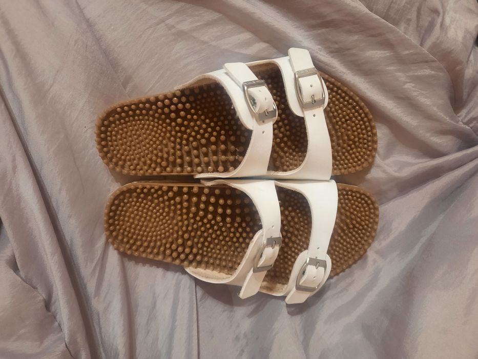 Масажные  шлепанцы