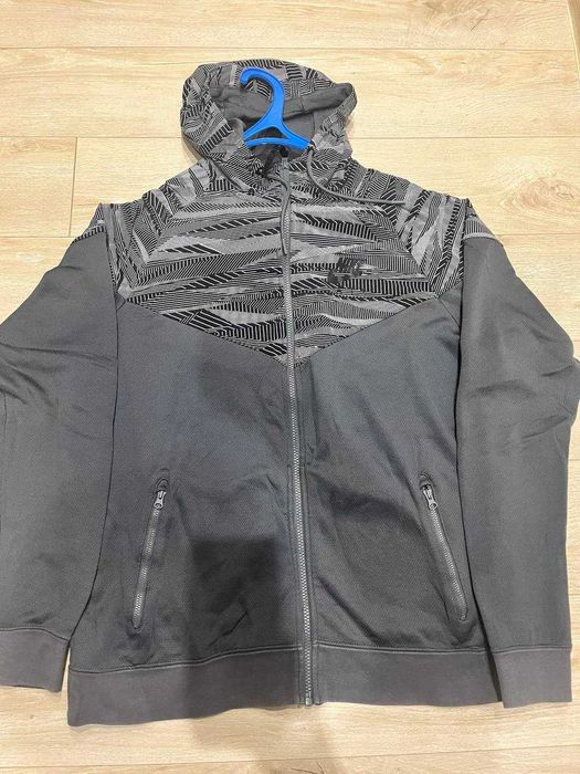 Чоловіча спортивна куртка оригінальна Nike Medium Black із капюшоном