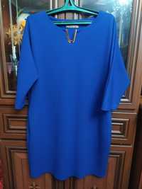 Плаття  синього кольору