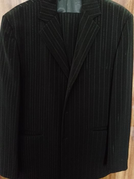 Продам чоловічий костюм