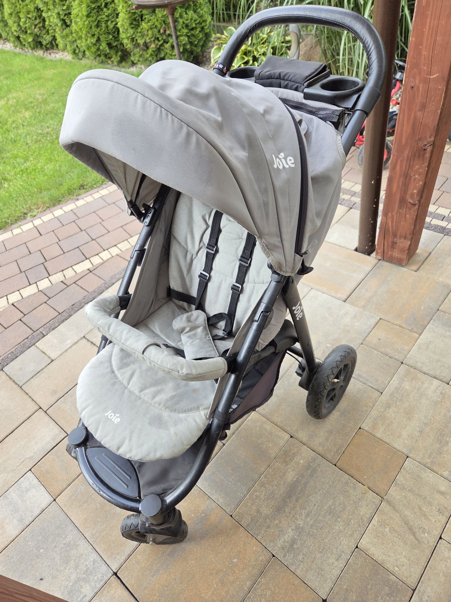 Wózek spacerowy Joie litetrax 4