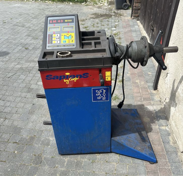 Wyważarka kół motocyklowych