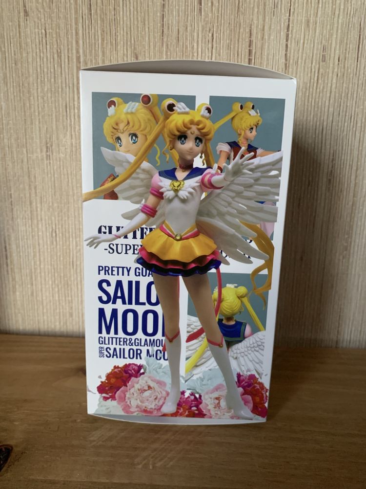 Figura Sailor Moon estátua