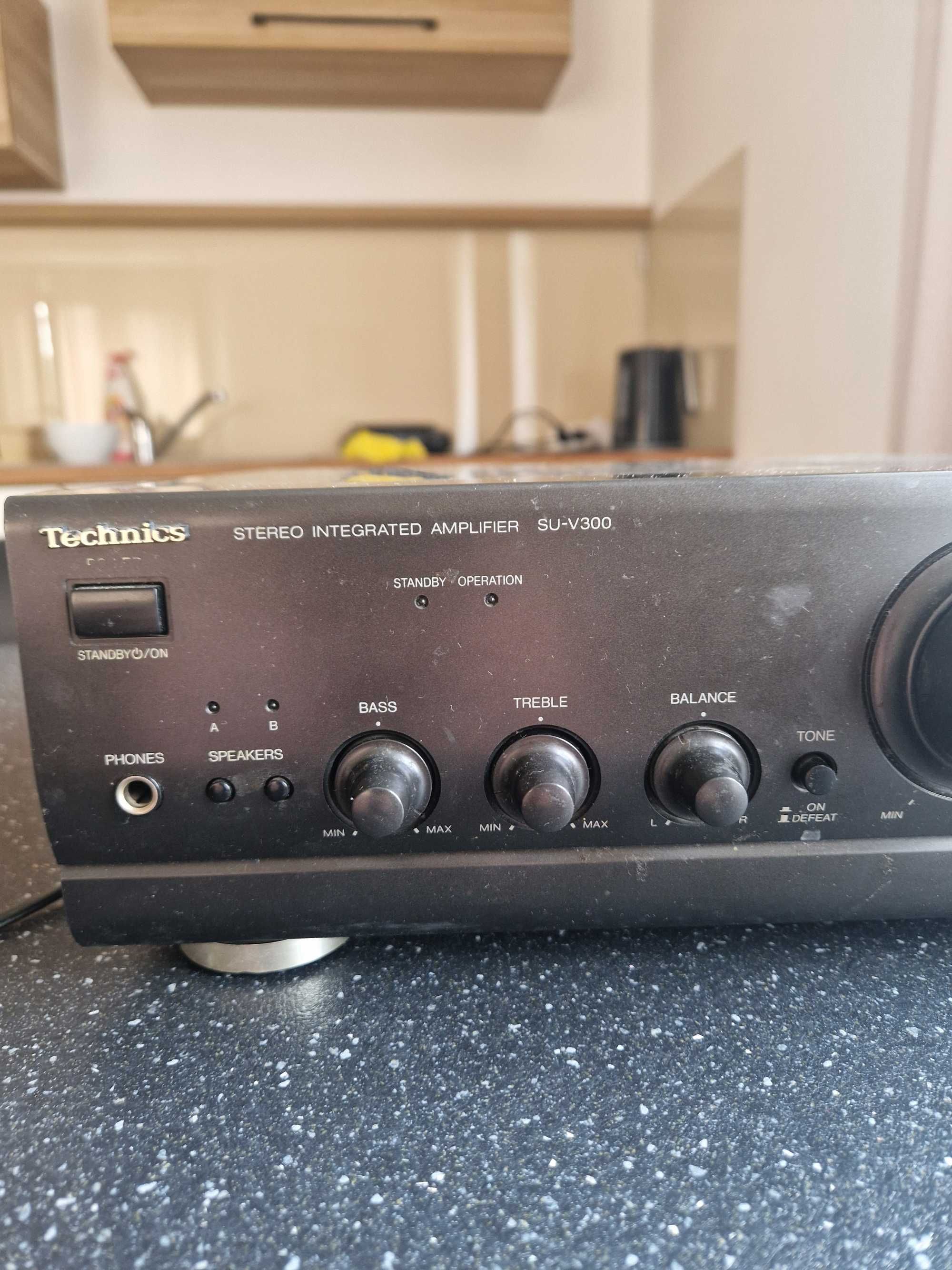 Wzmacniacz TECHNICS SU-V300