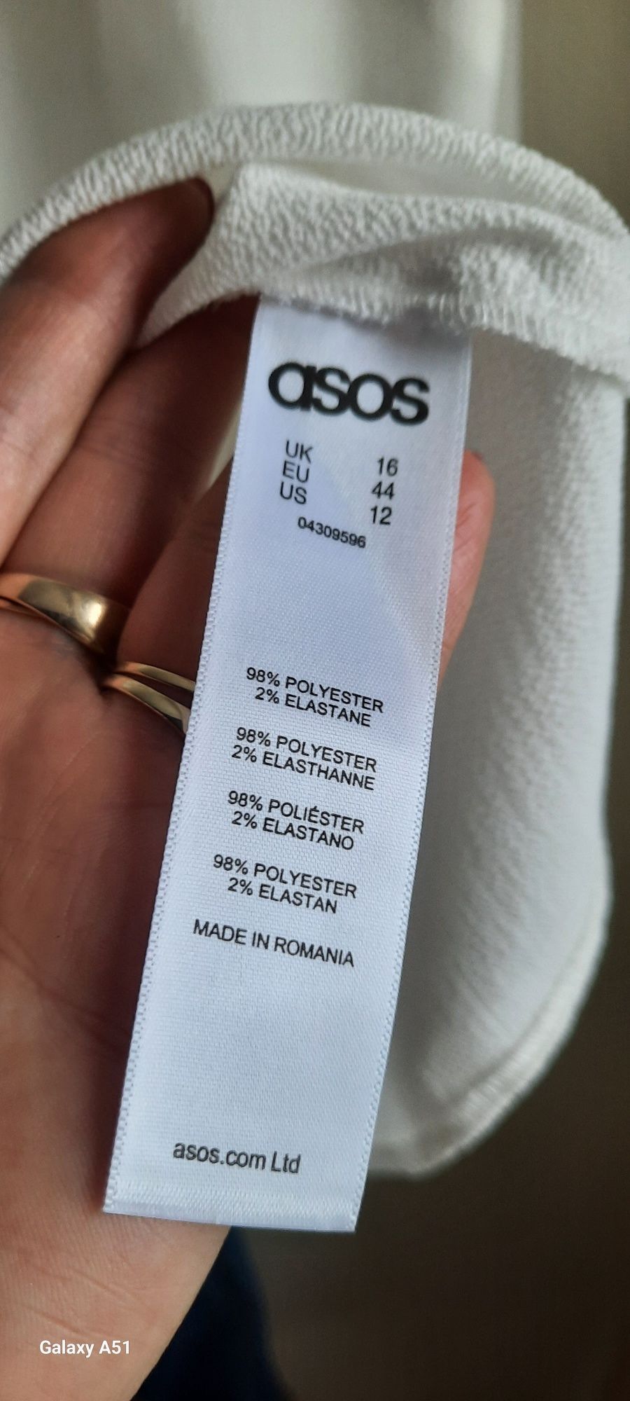 Biała bluzka lekko rozszerzana rękawy Asos Boho