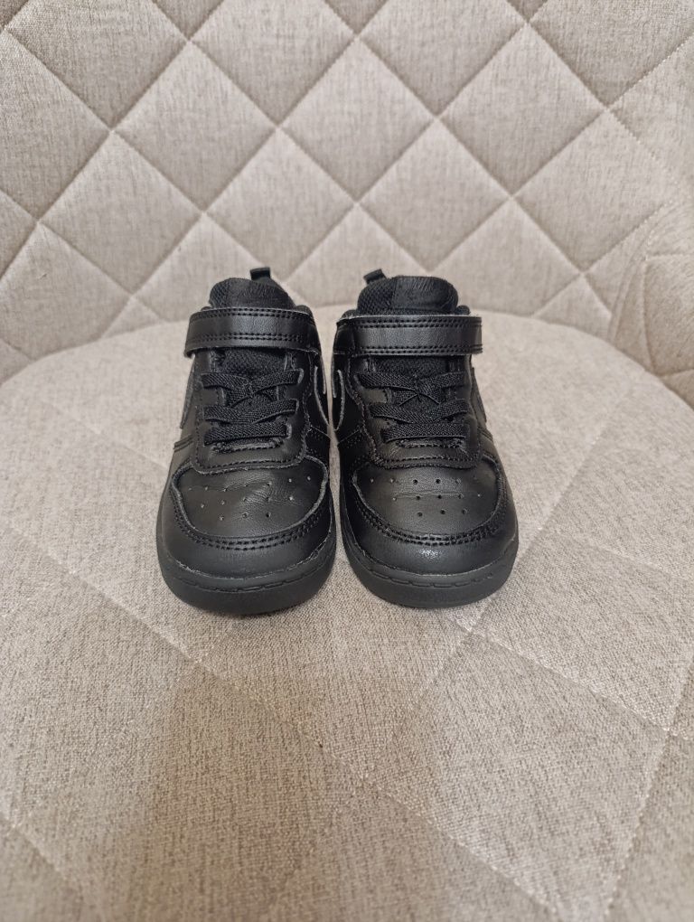 Кроссовки.  Nike