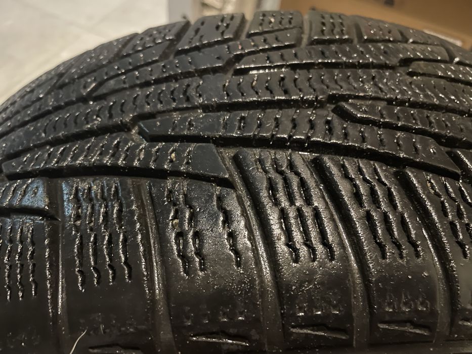 Шини зимові Nokian Notdmand RS2 94 R XL ( 205/55/60/R16