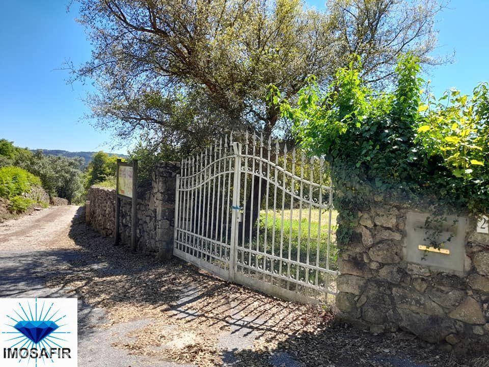 Quinta com potencial para Turismo Rural perto da Barragem do Cabril