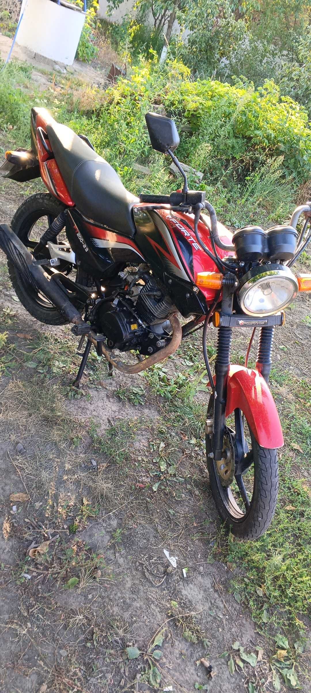 Moтоцикл Форте 200