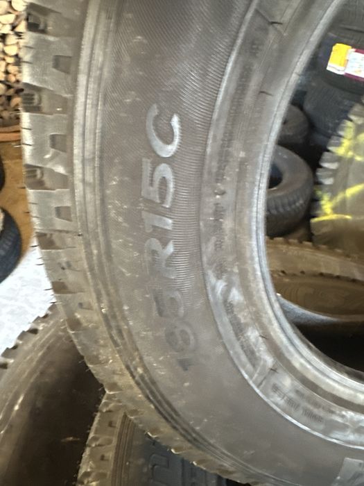 Шини 185r15c sava нова