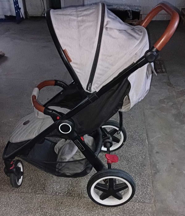 Sprzedam wózek spacerowy coletto joggy