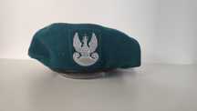Nowy beret zielony 518/MON rozmiar 56