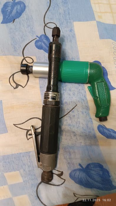 Шліфмашинки пневматичні  цангові