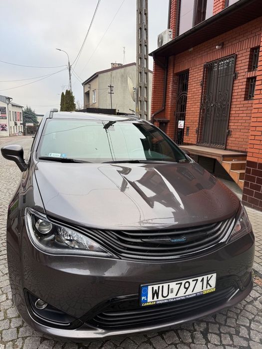 Chrysler Pacifica Chrysler Pacyfica S Czarny środek DVD