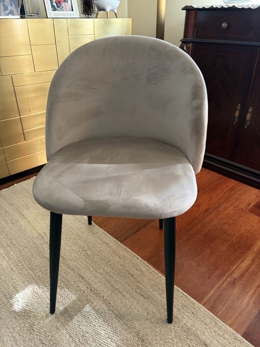 CADEIRÃO / CADEIRA  para uso variado, para a mesa de jantar…