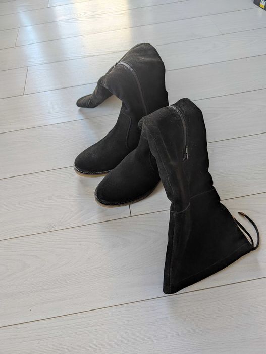 Чорні замшеві чоботи Mexx