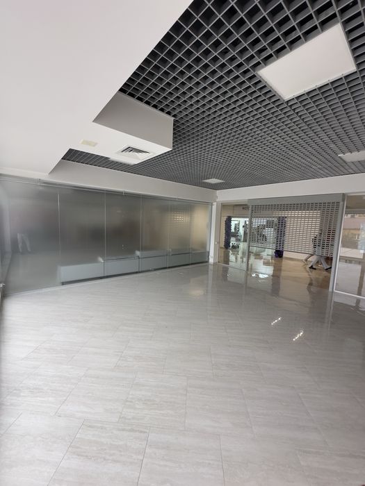 Комерційне приміщення