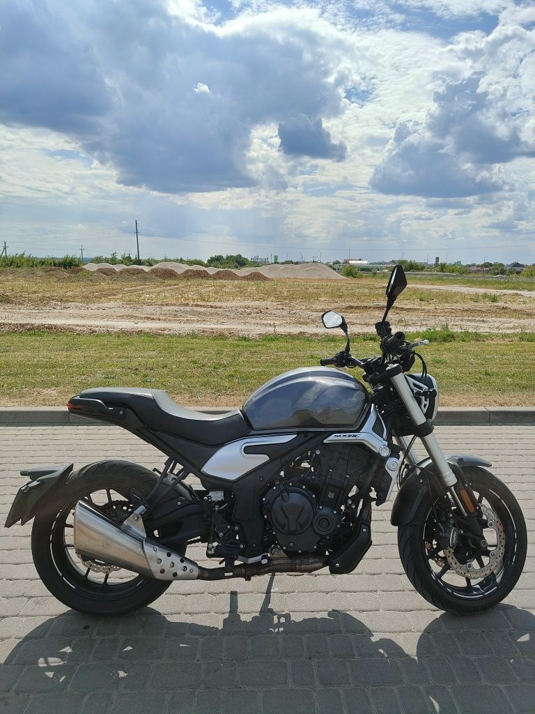 Voge 500 ac 2021