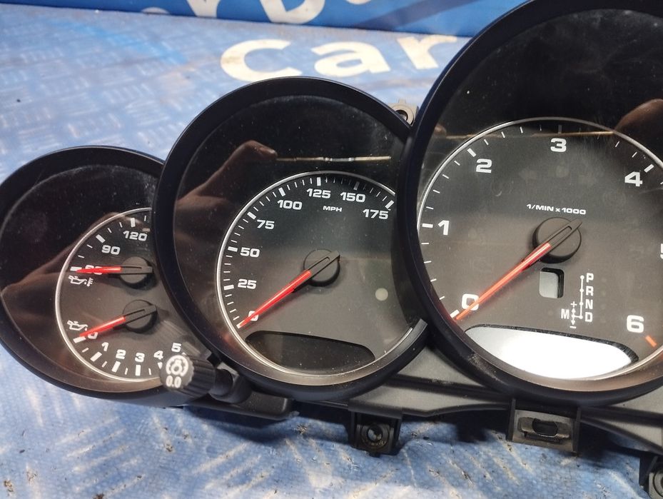 Панель приладова (щиток приладів) Porsche Cayenne 958  Порш Каєн