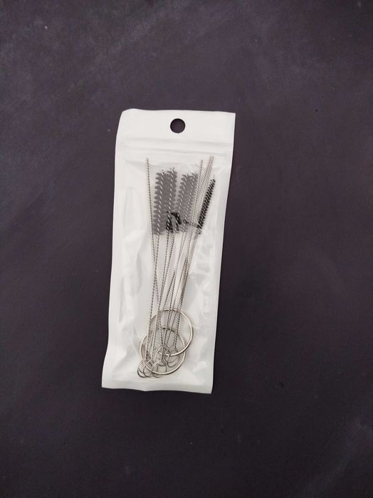 Інструмент для прочищення паливних та масляних каналів