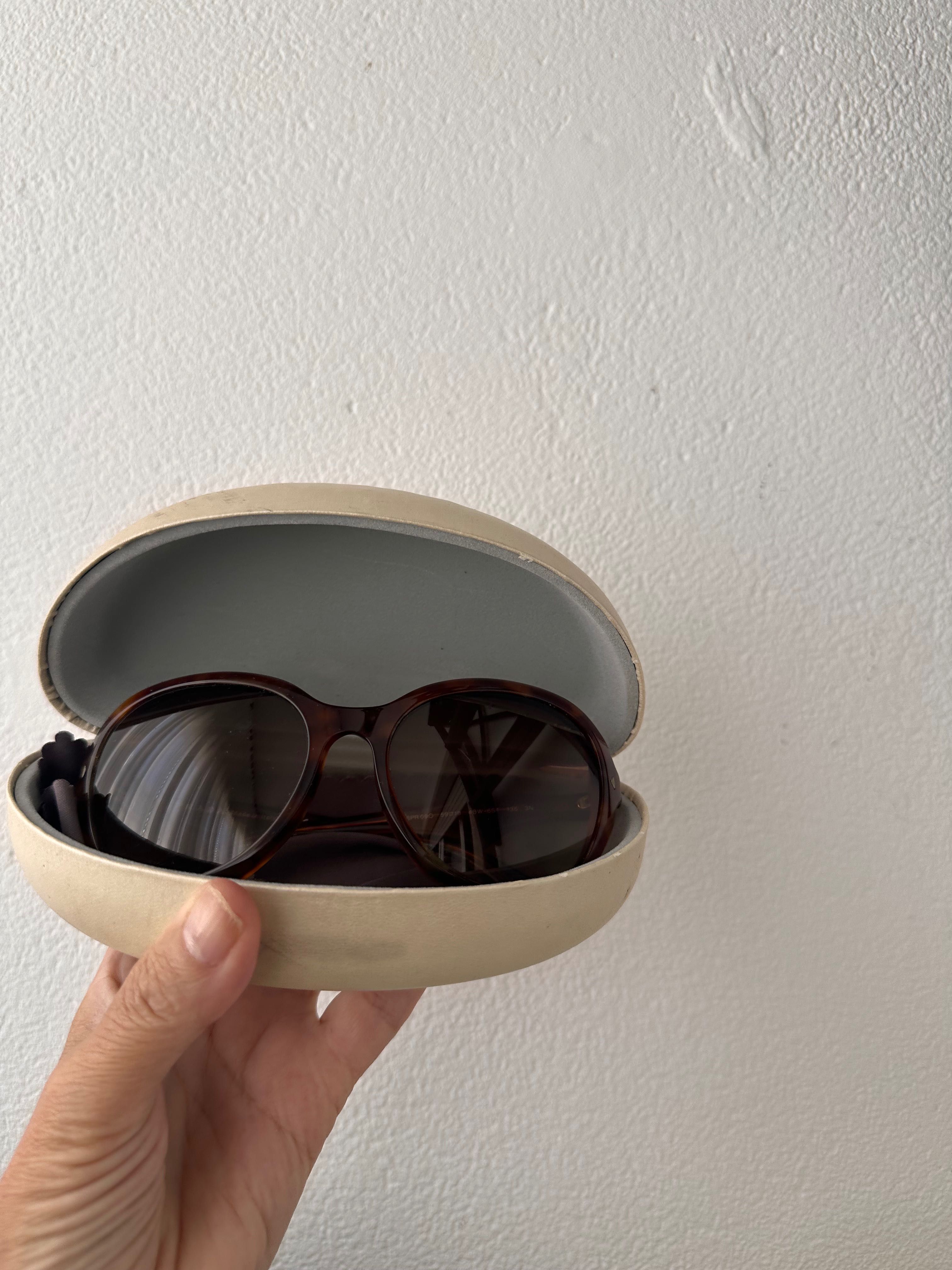 Óculos de Sol Prada Oversized – Tartaruga Clássica