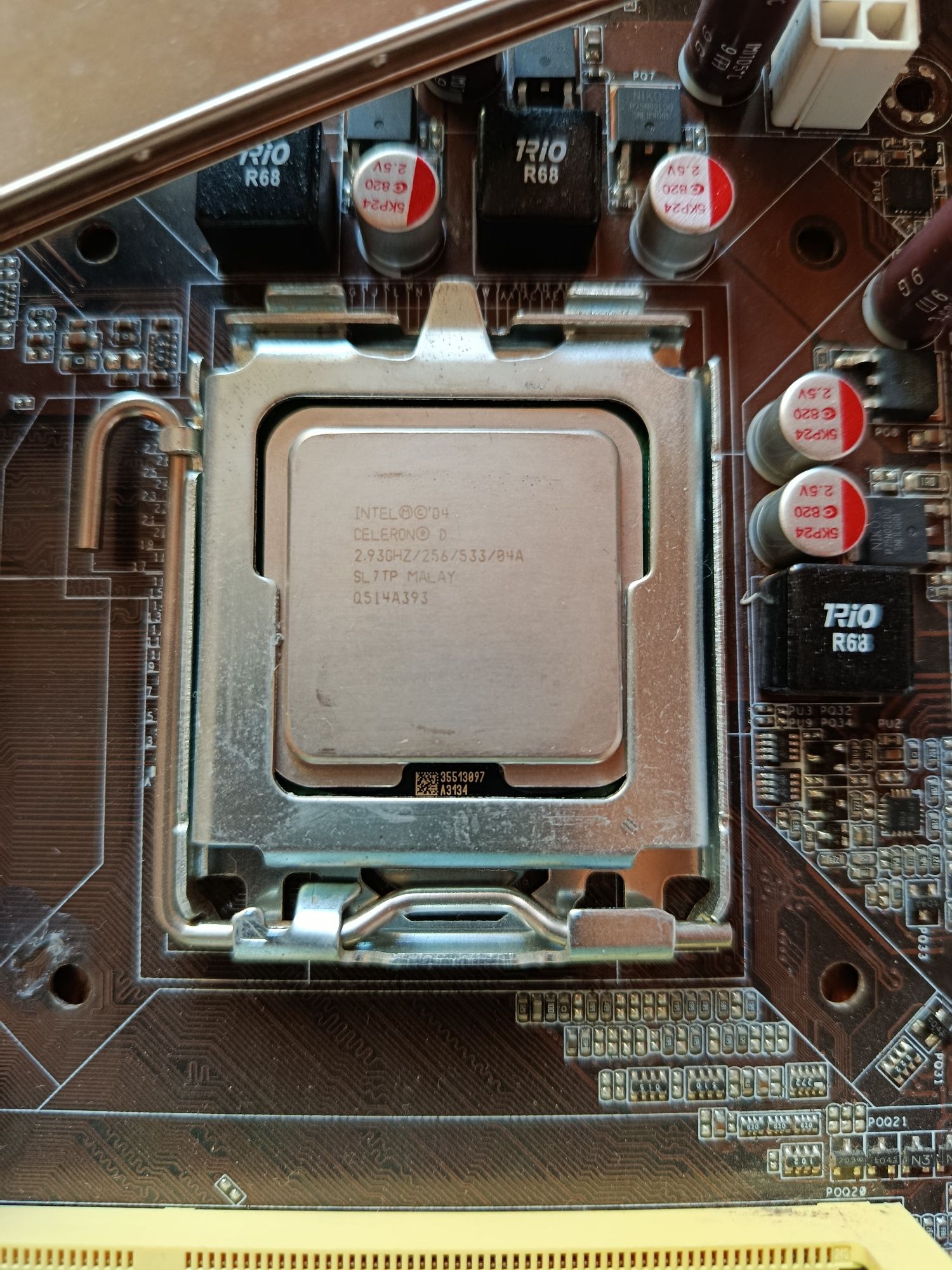 Комплект/s775/DDR2/VGA