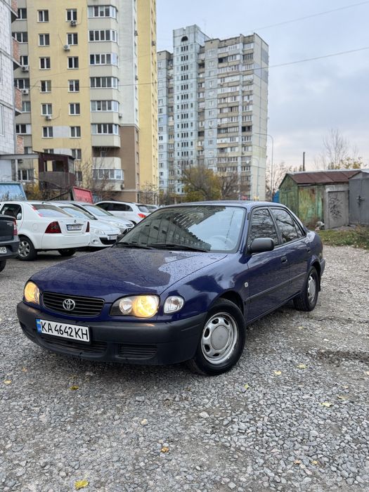 Toyota Corolla 1.4 бензин В ОТЛИЧНОМ СОСТОЯНИЕ