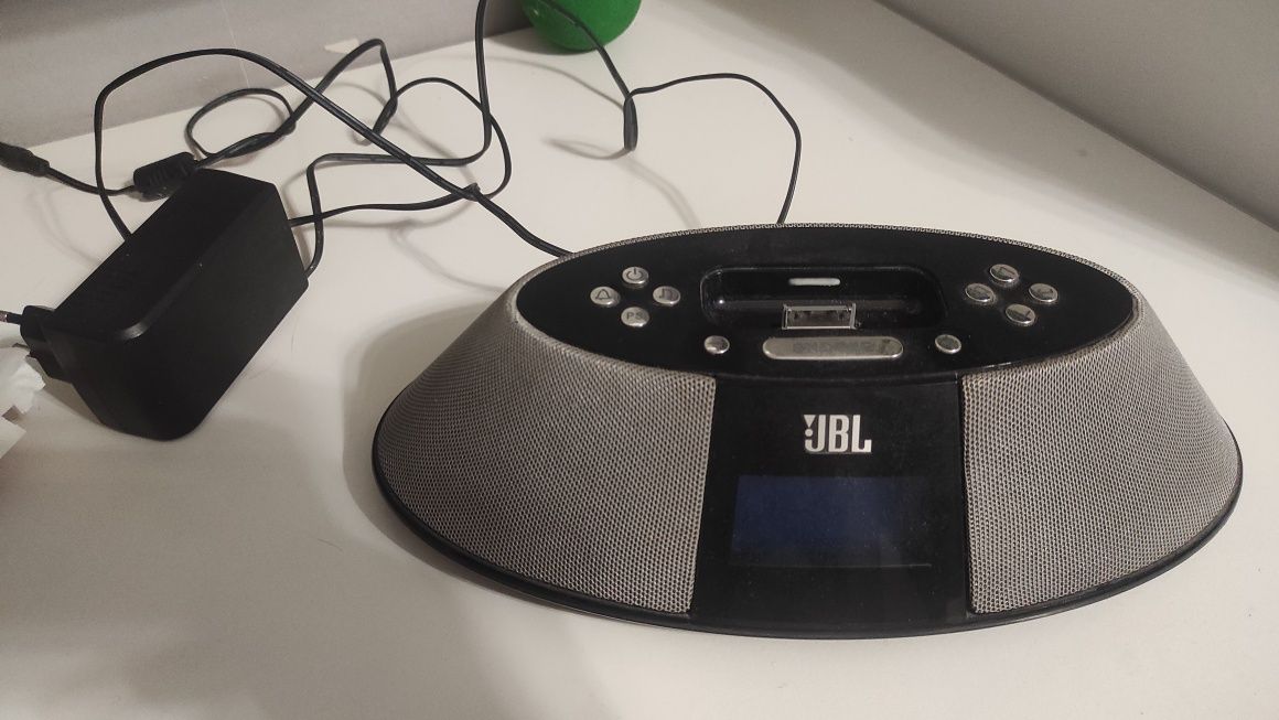 Радіобудильник, Radio FM, мультимедійна станція JBL On Time 200P