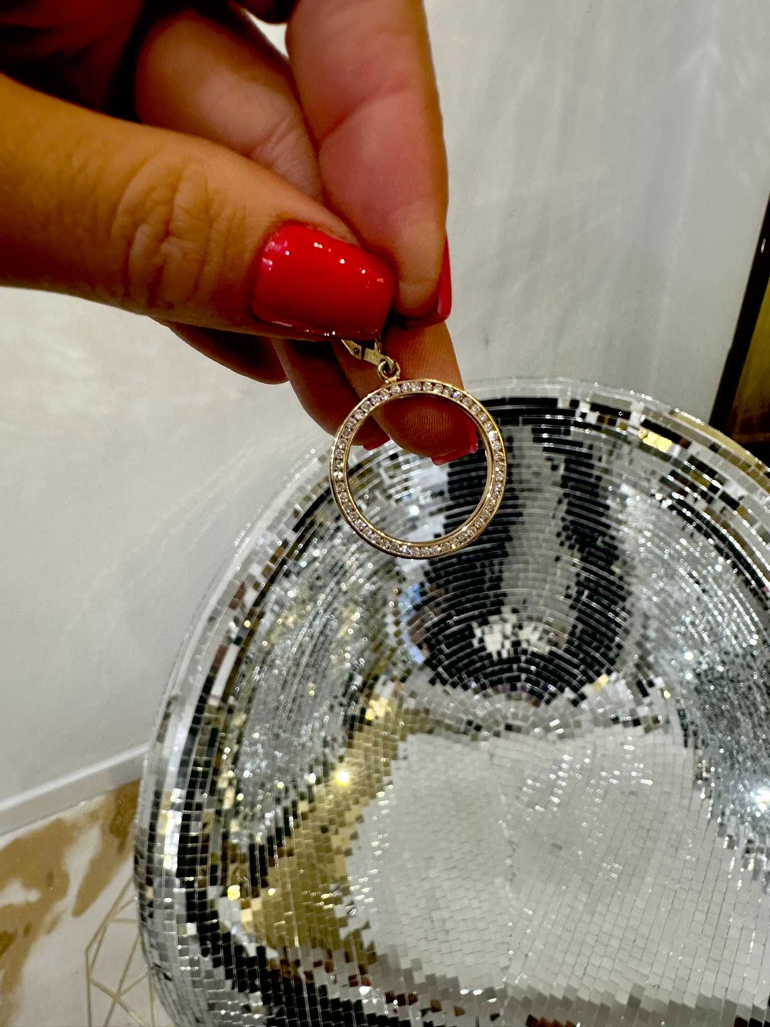 Kolczyki kółka z diamentami 1.00 CT